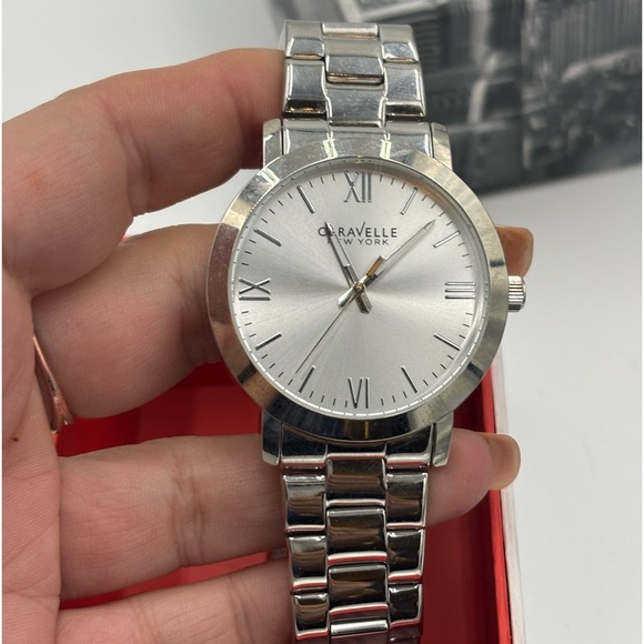 CARAVELLE NWT Stainless Steel Silver Bracelet Watch - Picture 4 of 6